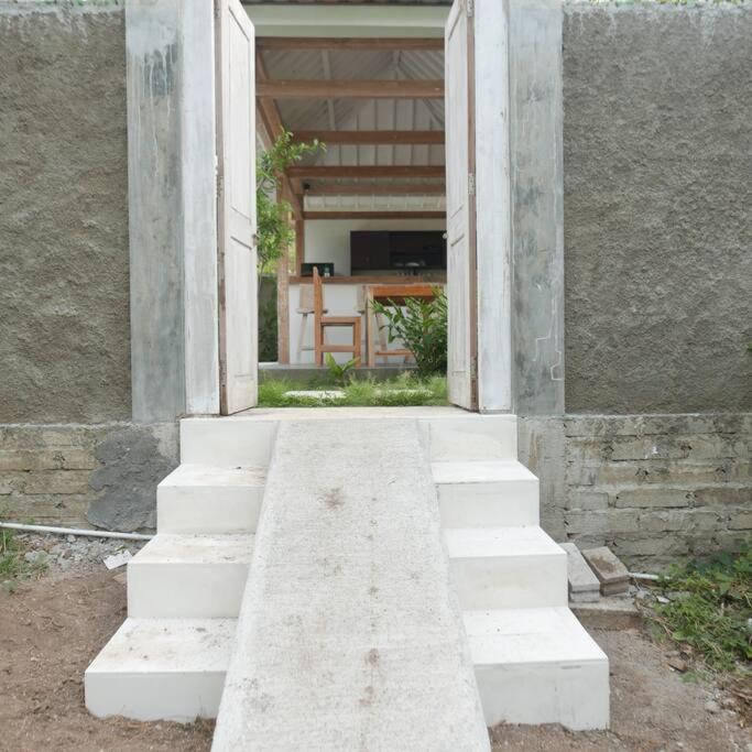 Silir Villa "Your Cozy Home" Mataram Kültér fotó